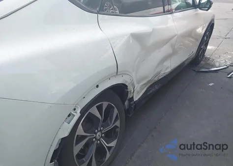 2023 Ford Mustang Mach-E Premium z USA, uszkodzony, nr VIN 3FMTK3SU5PMA34947